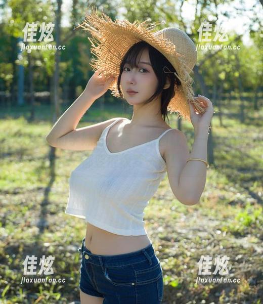 浅安安的学妹写真集，原图让每一个瞬间都变得像梦一样！