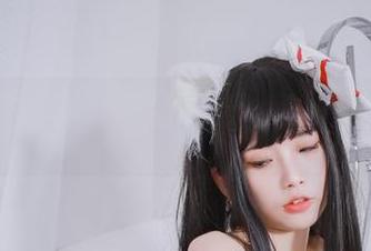 当清颜颜子化身女巫，套图中的她仿佛在对我低语，无形间拉近了我们的距离，太神秘了！