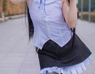 让人心跳加速的白金Saki姐姐写真：下载就能天天见！