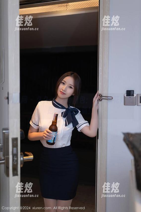 秀人网 - 久久aimee图包：每一张花嫁都是故事的开篇！