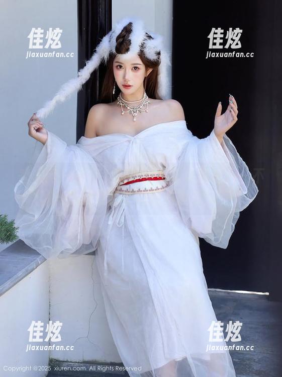 秀人网 - 小魔女奈奈的资源大放送——不愧是日常中的魅力担当！
