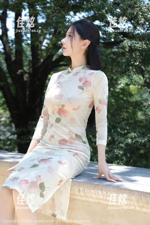 秀人网 - 教室里的实验室，晗大大Via全套作品教你如何‘学习’