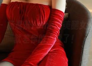 秀人网 – 杨晨晨Yome的美腿女神在线，就差你的点赞了！