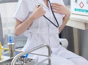 秀人网 – 温妮的裸足合集：在晨曦中漫游的粉嫩足迹