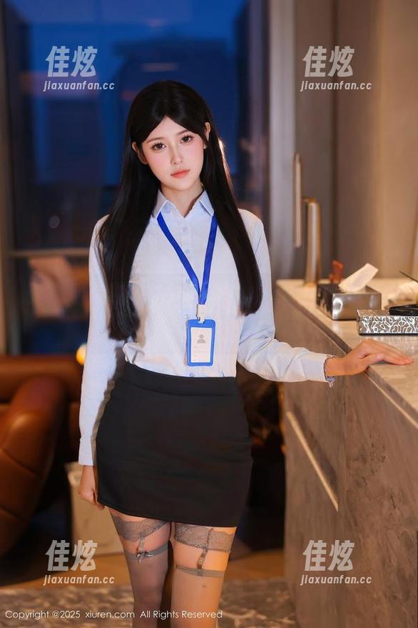 秀人网 - 糯美子空姐：让你的作品资源飞向云霄，心情瞬间高涨！