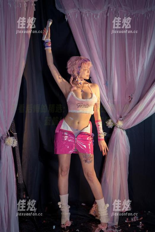 不看后悔的精选：秋和柯基的写真集，碧蓝航线里的迷人瞬间