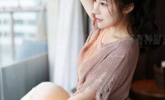 美媛馆 – 在线看伊小七MoMo校服写真，真有种时光倒流的感觉