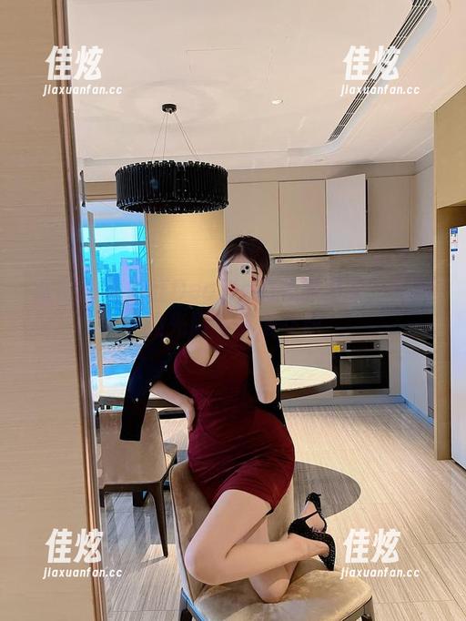 微密圈 - 脸红Dearie的礼服图集：定制的光影与梦境交织