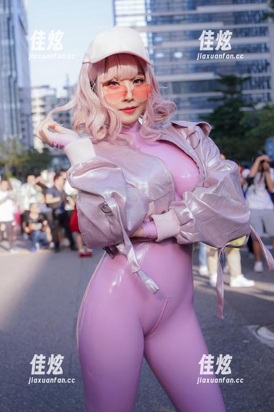 菌烨tako的私房美图：在崩坏的星穹下找寻黑天鹅之美！