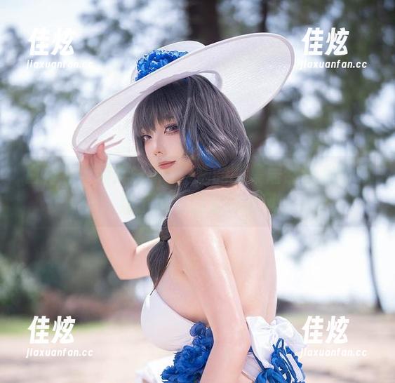 白衬衫与菌烨tako：她的图集居然让我幻想到了莫名的夏日微风