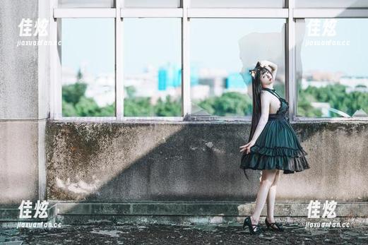 落落Raku的校服风波：私拍原图，果然还是那味儿！