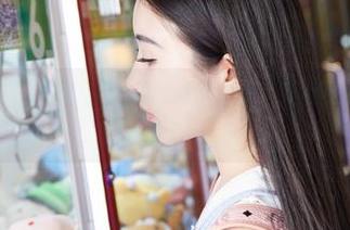 蜜桃社 – 结衣的黑色写真，高清细节满分，有点湿润的感觉，嘿嘿～