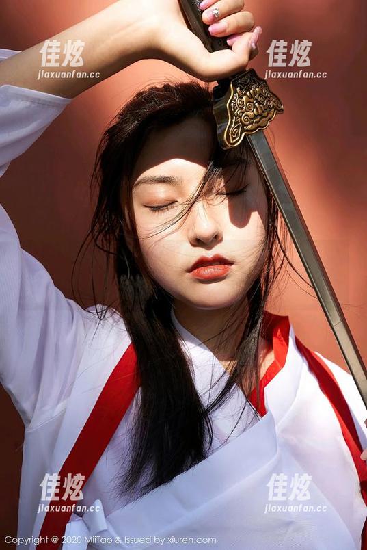 蜜桃社 - 精选蜜蕊Mary图包，连衣裙里藏的每个小秘密！