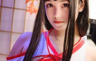 将毒蛇与胜利女神融为一体：蜜汁猫裘的原图资源，让你欲罢不能！