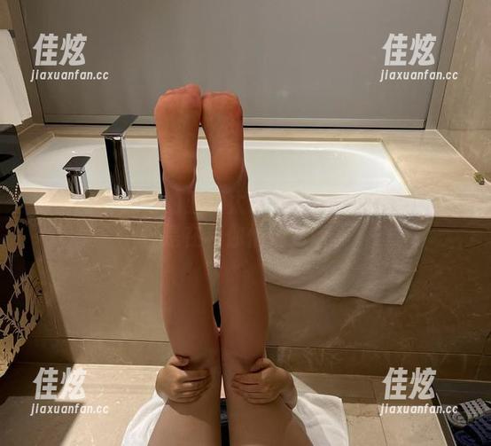 微密圈 - 迷人的五姨太瑜伽作品：每一帧都像是在和你悄悄对话