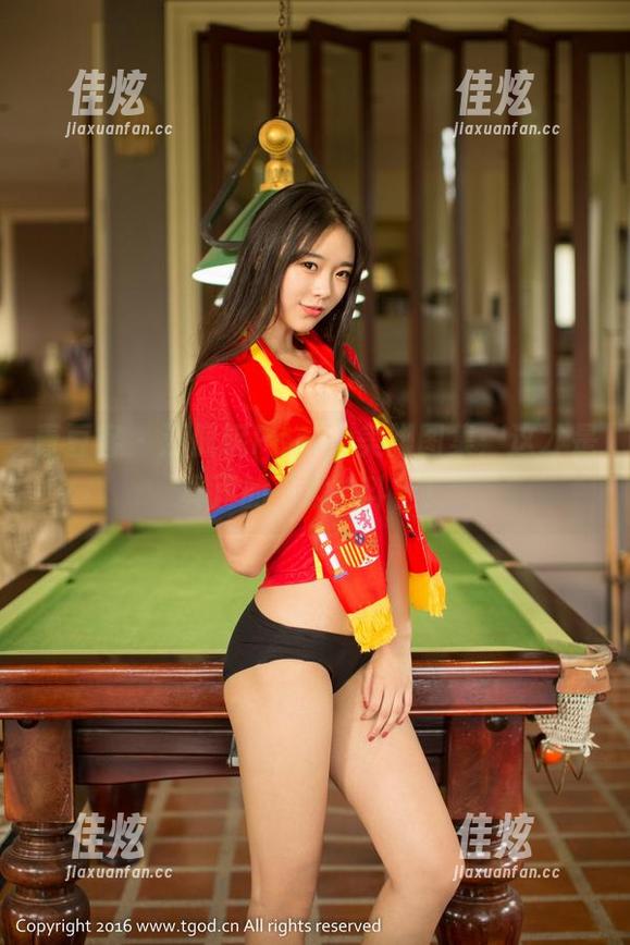 青豆客 - 汪佩妮Penny美脚图集：这才是真正的“脚”斗士！