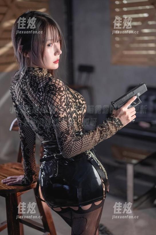 小露乱撞JK制服，香草喵露露的图包更新果然没让我失望，哎呀，真是……
