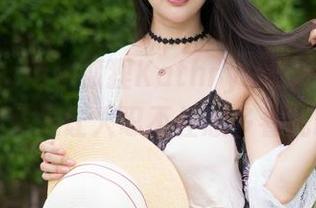 魅妍社 – 喵小狐狸Kathryn的最新JK图包，真是让人忍不住想多看几眼。