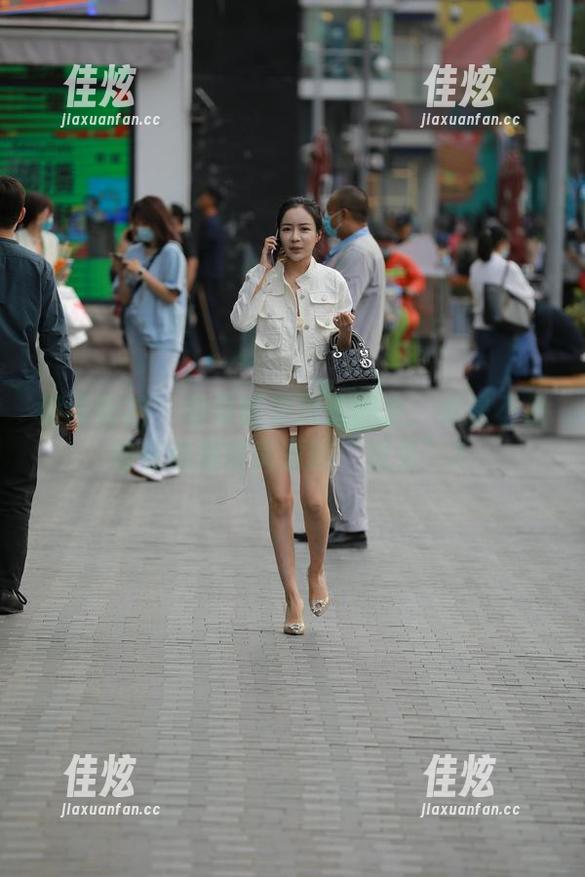 魔镜街拍 - 曼曼眼镜精选图集：你是不是也在追那些美丽的“反光”？
