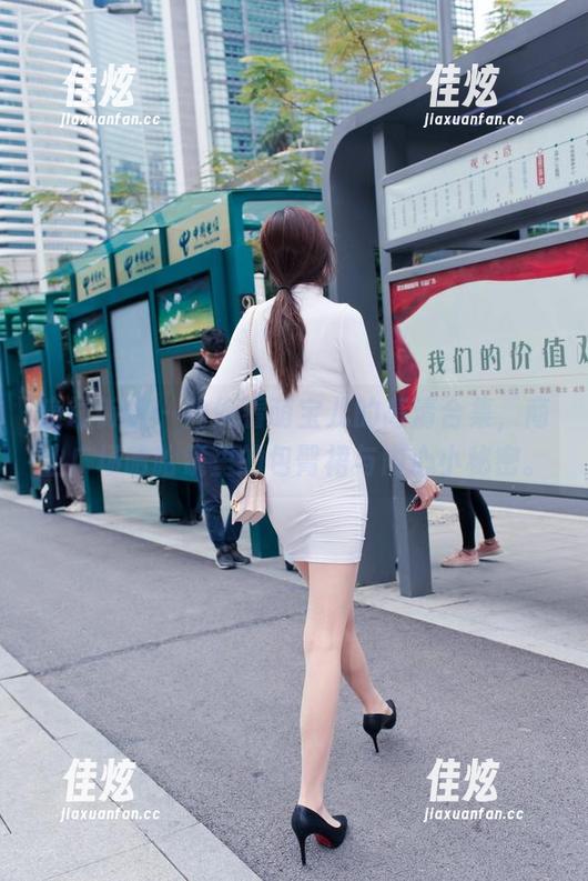魔镜街拍 - 偷偷看萌宝儿的高清合集，商业广场哈哈镜里的包臀裙与内心小秘密。